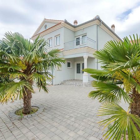 Apartment Canada Dream Vacation Srima Exterior photo